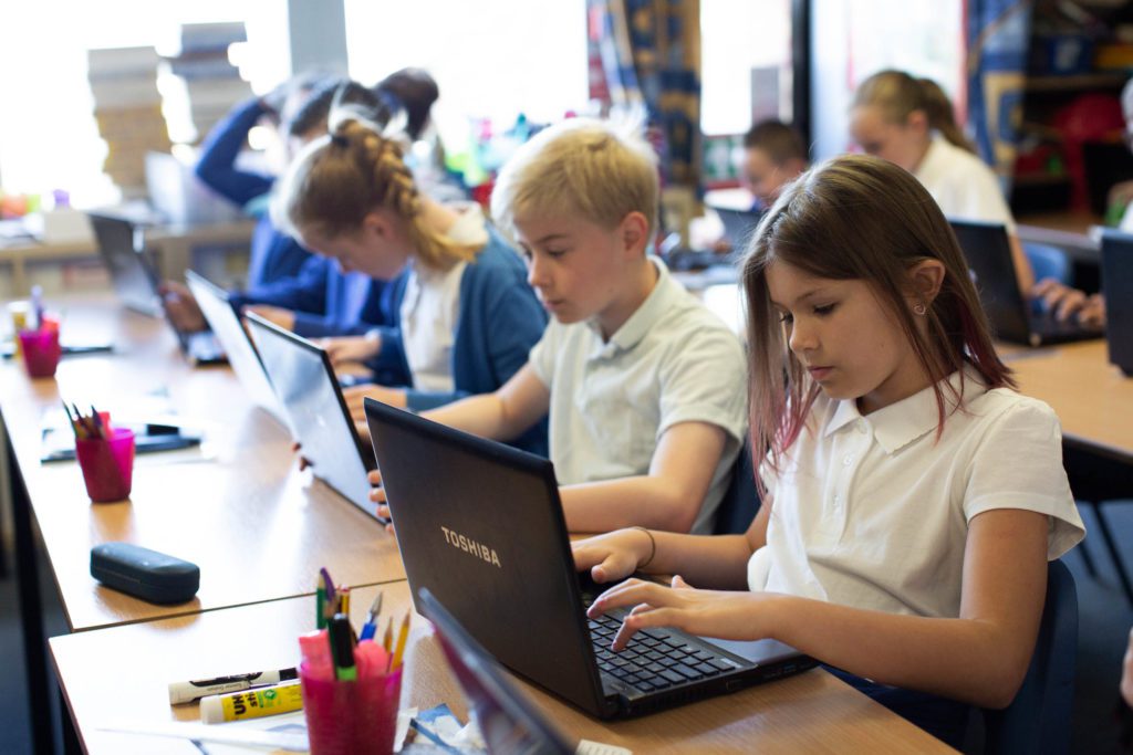 Home - Holly Primary School